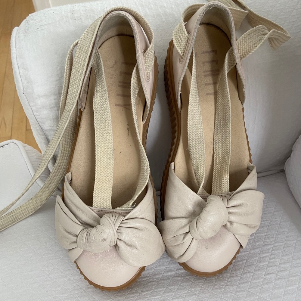 FENTY sneakers Rihanna